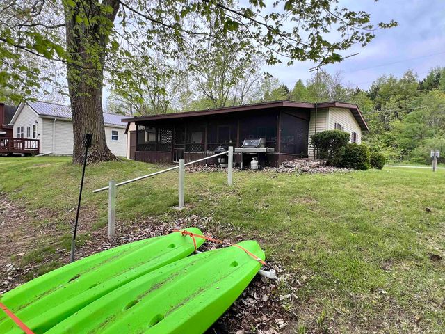 70 Ems B38 Lane, Leesburg, IN 46538