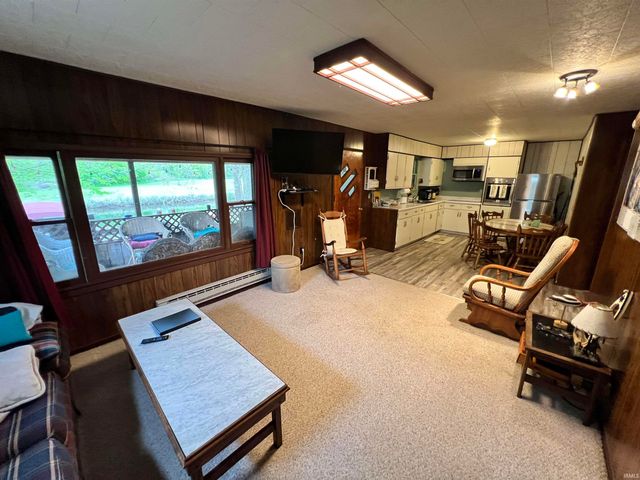 70 Ems B38 Lane, Leesburg, IN 46538