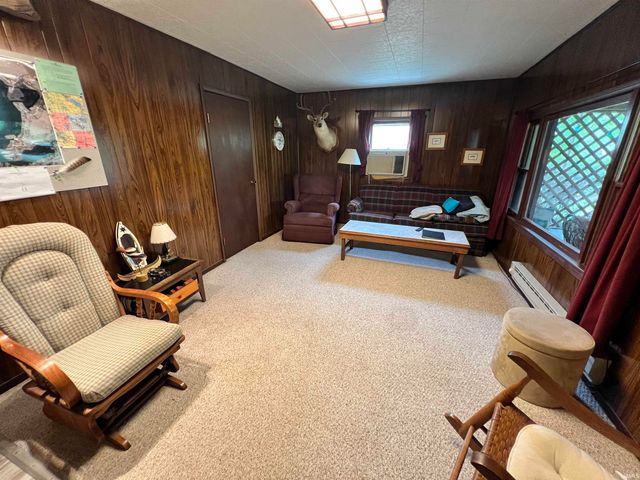 70 Ems B38 Lane, Leesburg, IN 46538