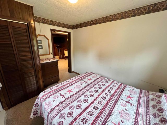 70 Ems B38 Lane, Leesburg, IN 46538