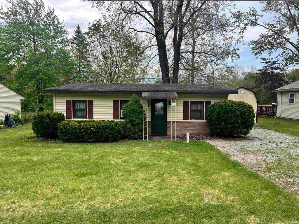 70 Ems B38 Lane, Leesburg, IN 46538