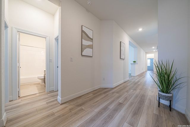 14807 Mapleton Hill, San Antonio, TX 78245