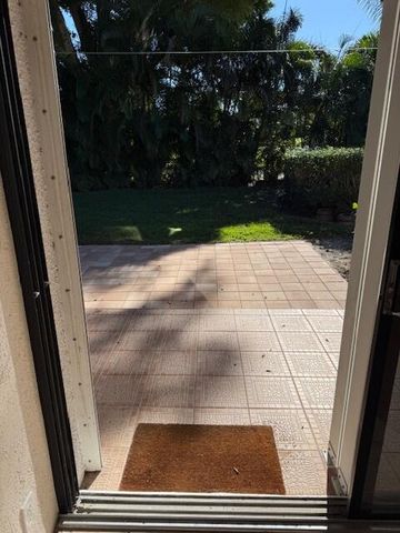 1900 Presidential Way 1-F, West Palm Beach, FL 33401