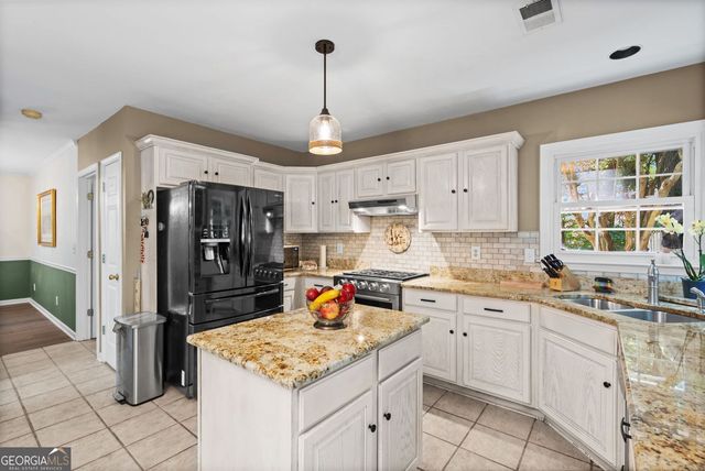 1350 Gran Forest Drive, Cumming, GA 30041