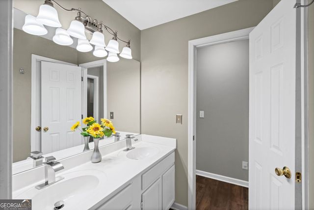 1350 Gran Forest Drive, Cumming, GA 30041