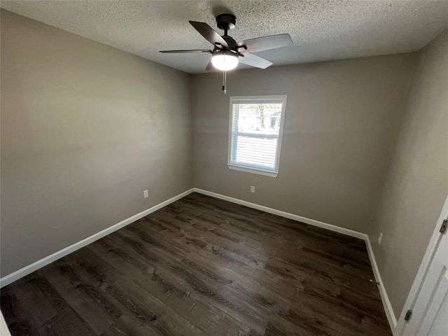 12508 Meadowcrest Lane, Balch Springs, TX 75180