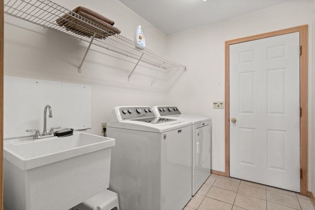 4 N Wilderness Trail, Kimberling City, MO 65686