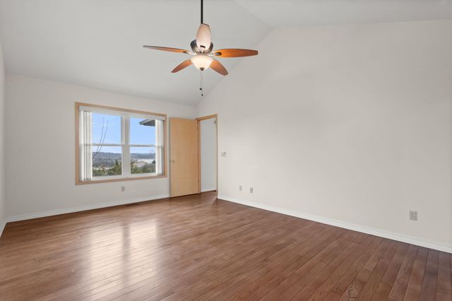 4 N Wilderness Trail, Kimberling City, MO 65686