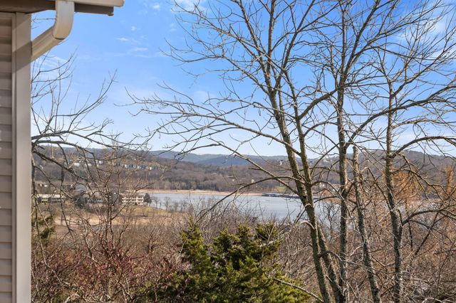 4 N Wilderness Trail, Kimberling City, MO 65686