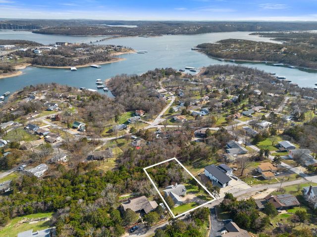 4 N Wilderness Trail, Kimberling City, MO 65686