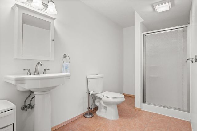 4 N Wilderness Trail, Kimberling City, MO 65686