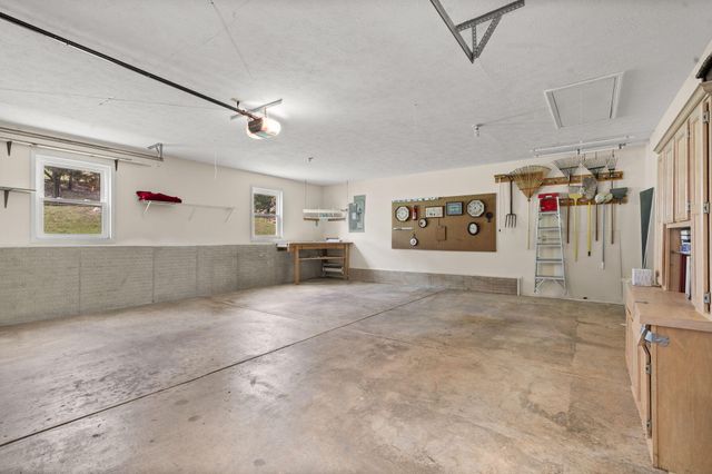 4 N Wilderness Trail, Kimberling City, MO 65686