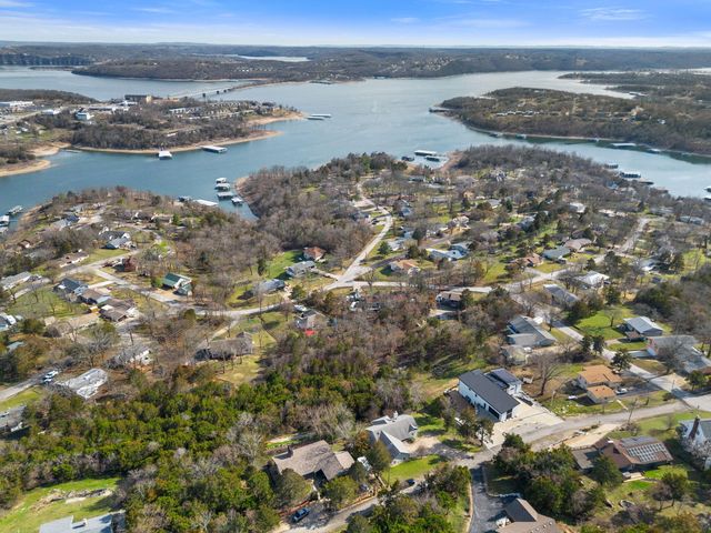 4 N Wilderness Trail, Kimberling City, MO 65686