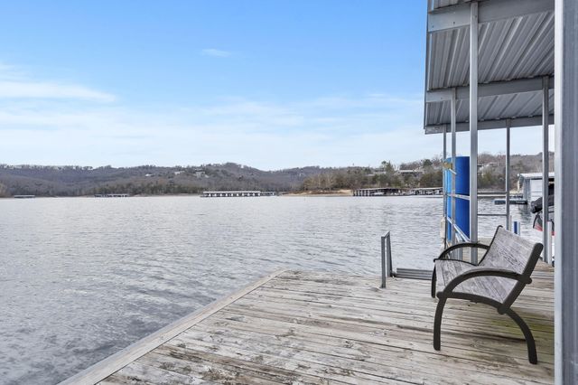 4 N Wilderness Trail, Kimberling City, MO 65686