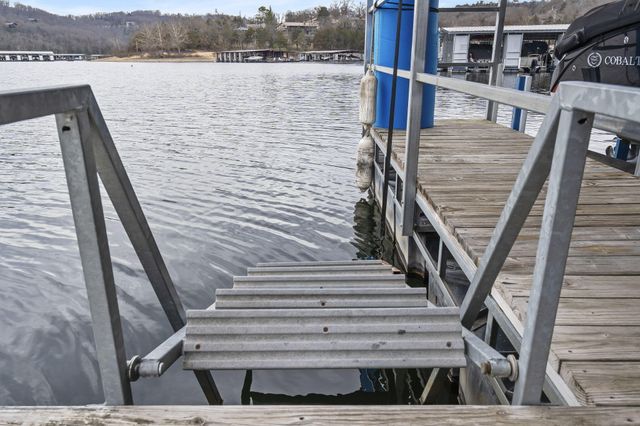 4 N Wilderness Trail, Kimberling City, MO 65686