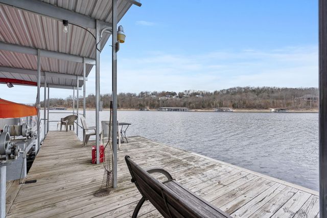 4 N Wilderness Trail, Kimberling City, MO 65686