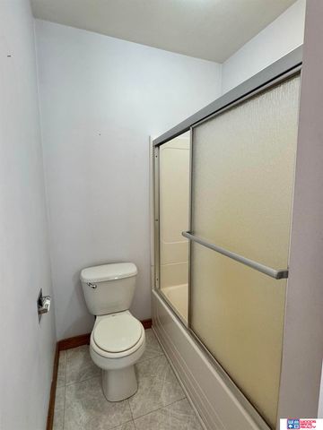 130 N Nebraska Avenue, York, NE 68467