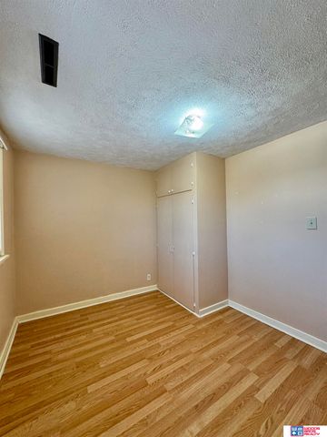 130 N Nebraska Avenue, York, NE 68467