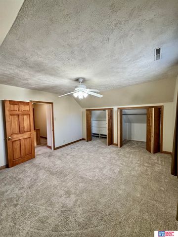 130 N Nebraska Avenue, York, NE 68467