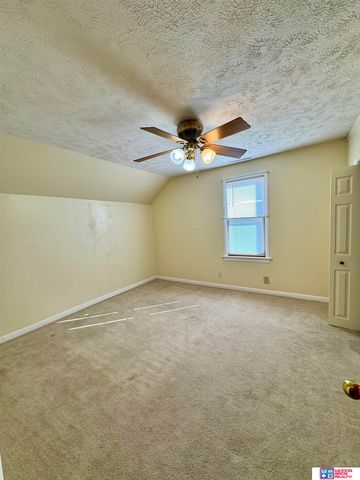 130 N Nebraska Avenue, York, NE 68467