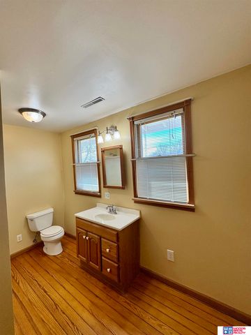 130 N Nebraska Avenue, York, NE 68467