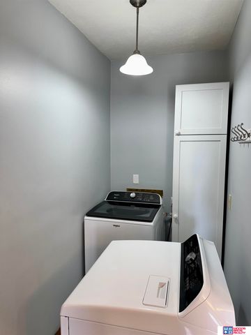 130 N Nebraska Avenue, York, NE 68467