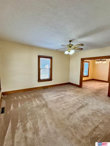 130 N Nebraska Avenue, York, NE 68467