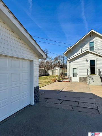 130 N Nebraska Avenue, York, NE 68467