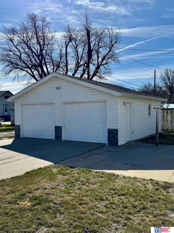 130 N Nebraska Avenue, York, NE 68467
