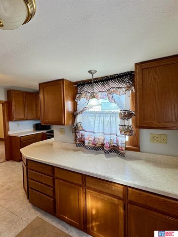 130 N Nebraska Avenue, York, NE 68467