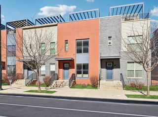 1633 Grand Avenue, Des Moines, IA 50309