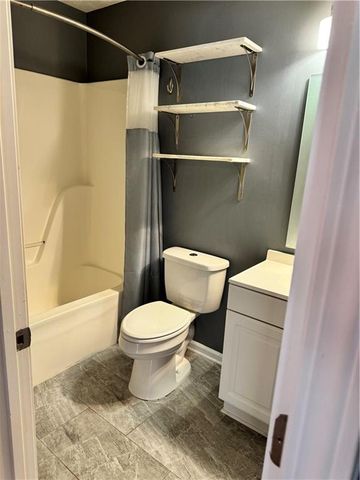 3285 Rockwalk Terrace, Loganville, GA 30052