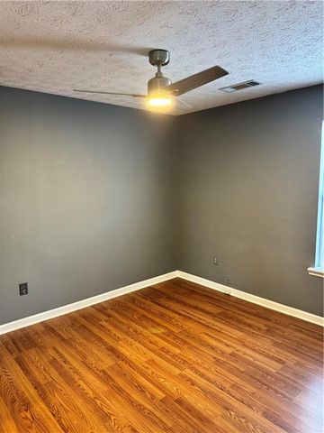 3285 Rockwalk Terrace, Loganville, GA 30052