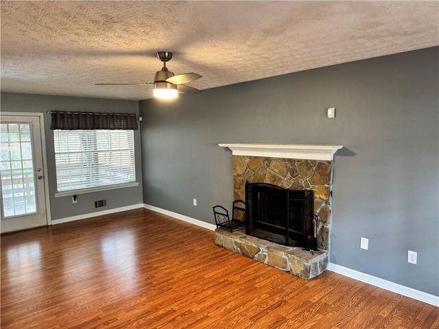 3285 Rockwalk Terrace, Loganville, GA 30052