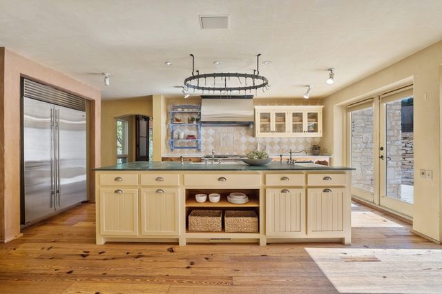 14721 Bear Creek PASS, Austin, TX 78737