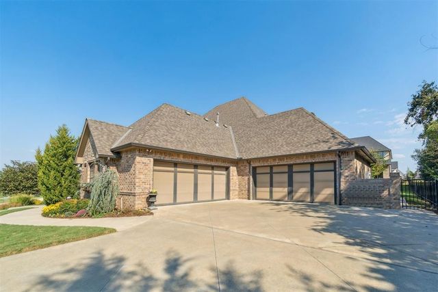 2908 Fountain Creek Drive, Edmond, OK 73034
