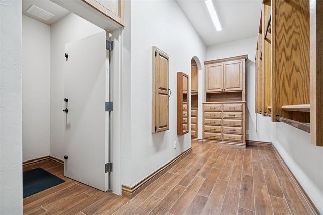 2908 Fountain Creek Drive, Edmond, OK 73034