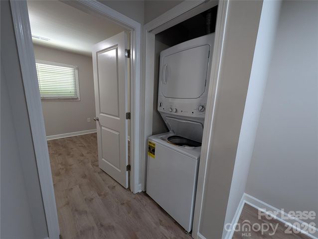 1215 Green Oaks Lane F, Charlotte, NC 28205