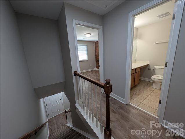 1215 Green Oaks Lane F, Charlotte, NC 28205