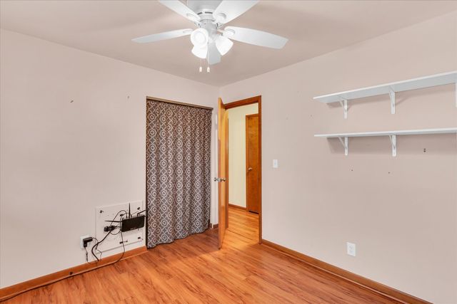 1908 BARBERRY Circle, Champaign, IL 61821