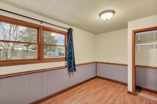 1908 BARBERRY Circle, Champaign, IL 61821