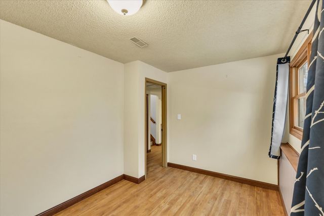 1908 BARBERRY Circle, Champaign, IL 61821