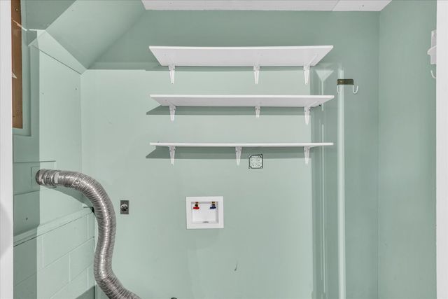 1908 BARBERRY Circle, Champaign, IL 61821