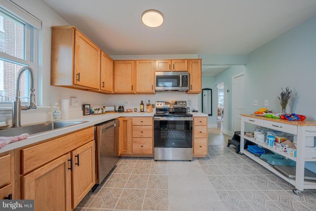 162 E PARK AVE, Ambler, PA 19002