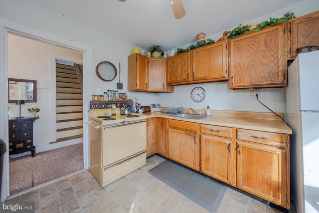 162 E PARK AVE, Ambler, PA 19002