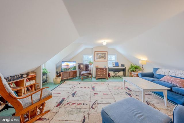 162 E PARK AVE, Ambler, PA 19002