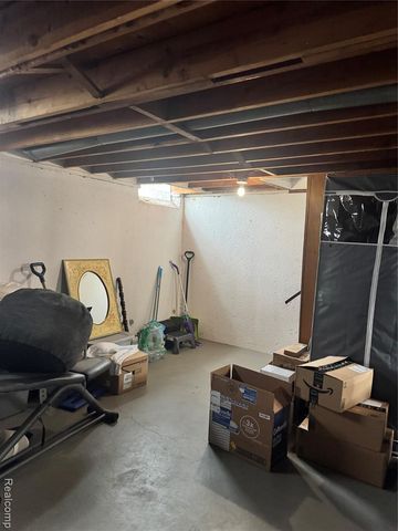 19812 Great Oaks Circle 371, Clinton Township, MI 48036