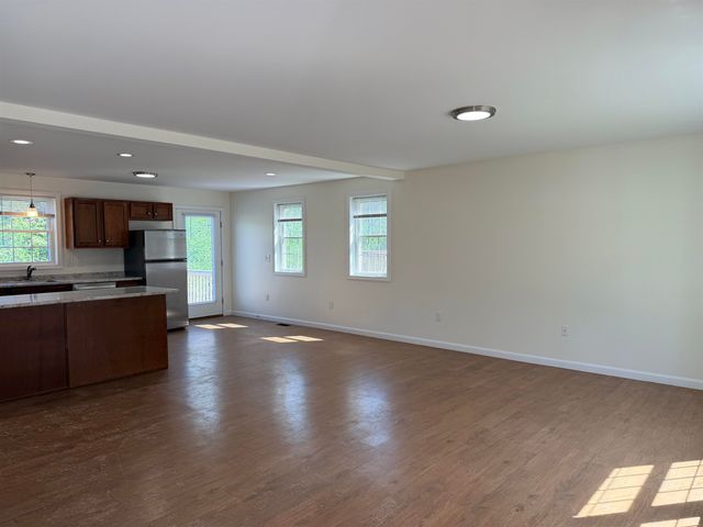 4B Red Oak Way, Boscawen, NH 03303