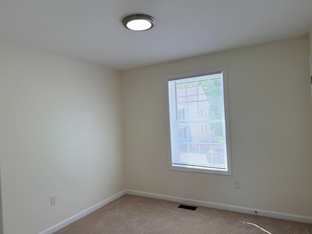 4B Red Oak Way, Boscawen, NH 03303