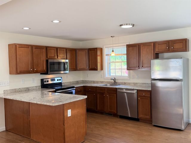 4B Red Oak Way, Boscawen, NH 03303